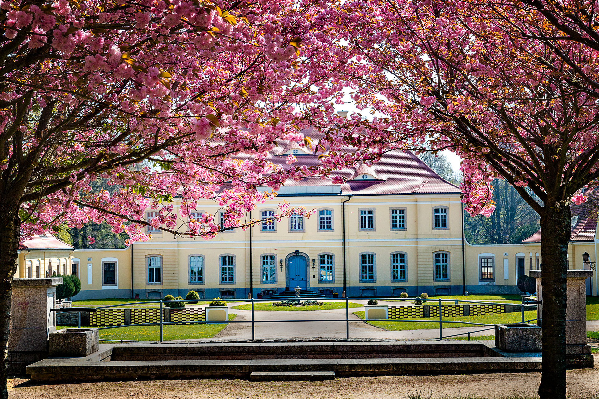 Schloss und Schloßpark Königshain